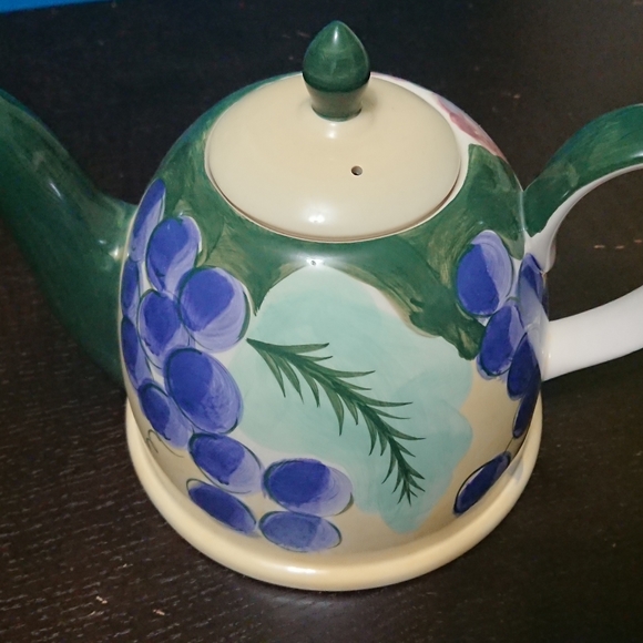 Tea pot - Picture 2 of 2